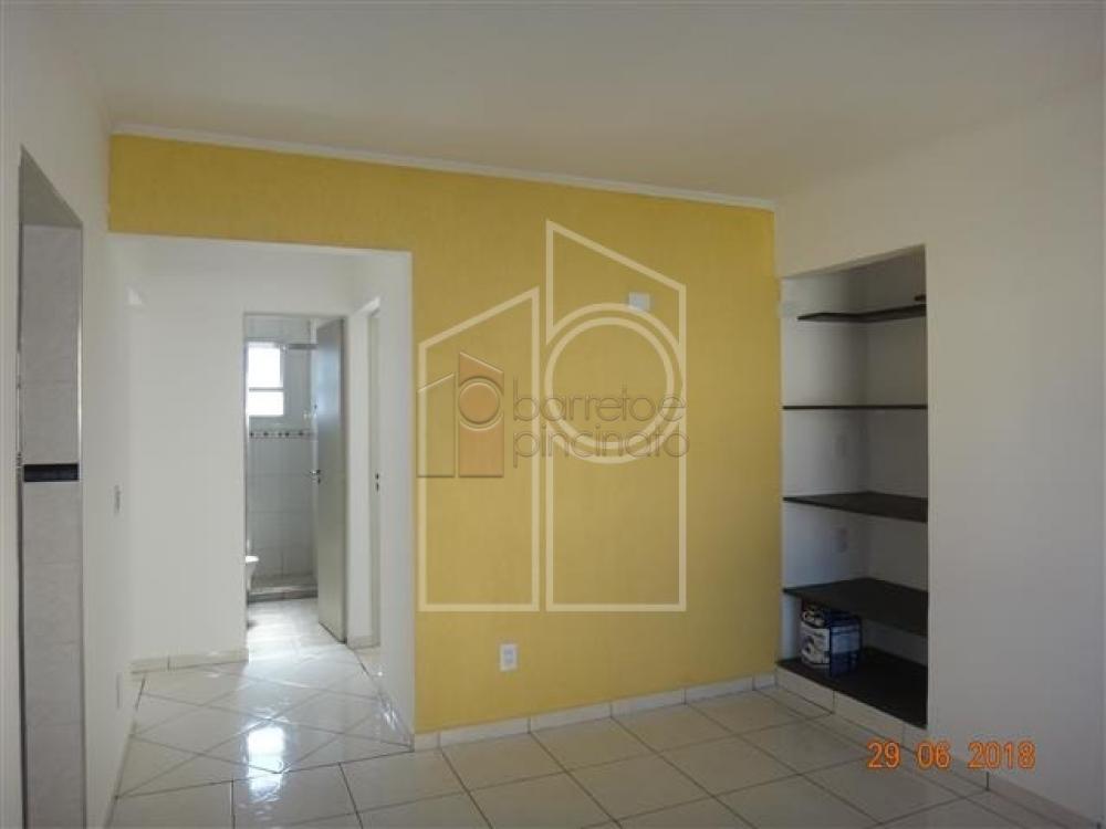 Alugar Apartamento / Padrão em Jundiaí R$ 1.500,00 - Foto 2