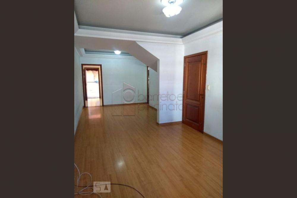 Alugar Casa / Sobrado em Várzea Paulista R$ 2.600,00 - Foto 2