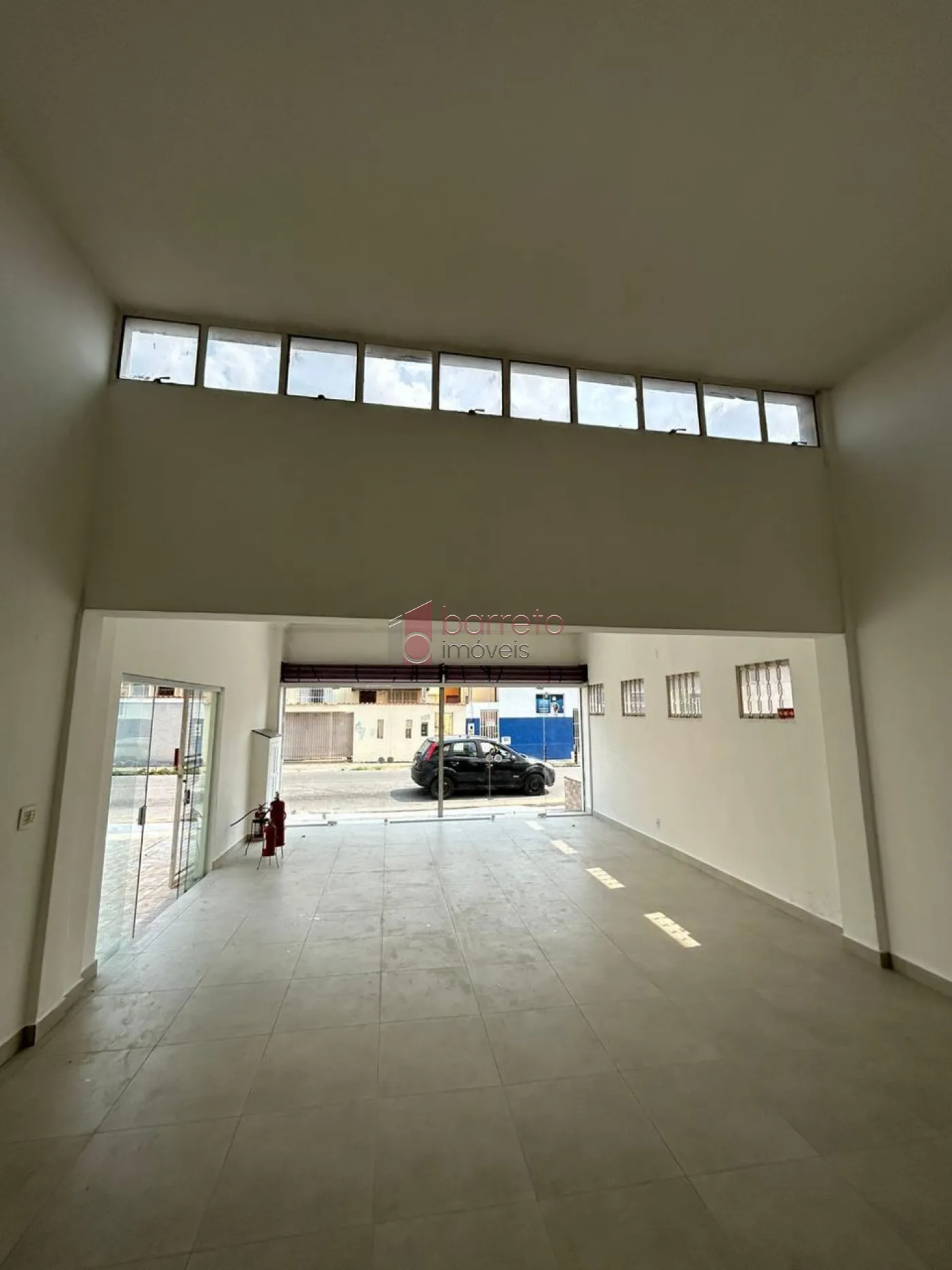 Alugar Comercial / Prédio em Jundiaí R$ 13.000,00 - Foto 1