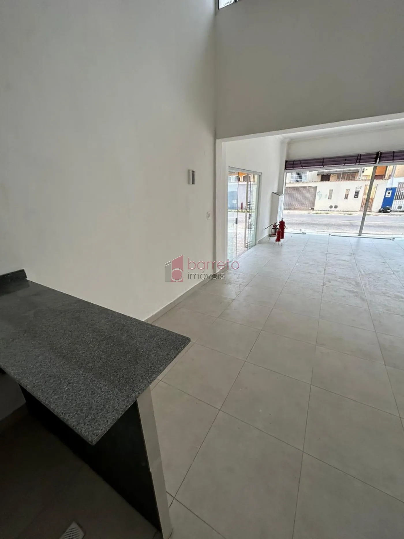 Alugar Comercial / Prédio em Jundiaí R$ 13.000,00 - Foto 4