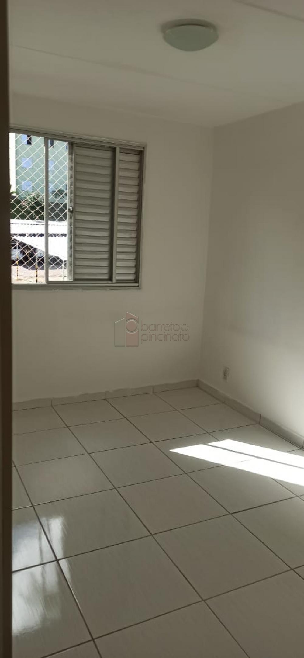 Comprar Apartamento / Padrão em Jundiaí R$ 230.000,00 - Foto 5