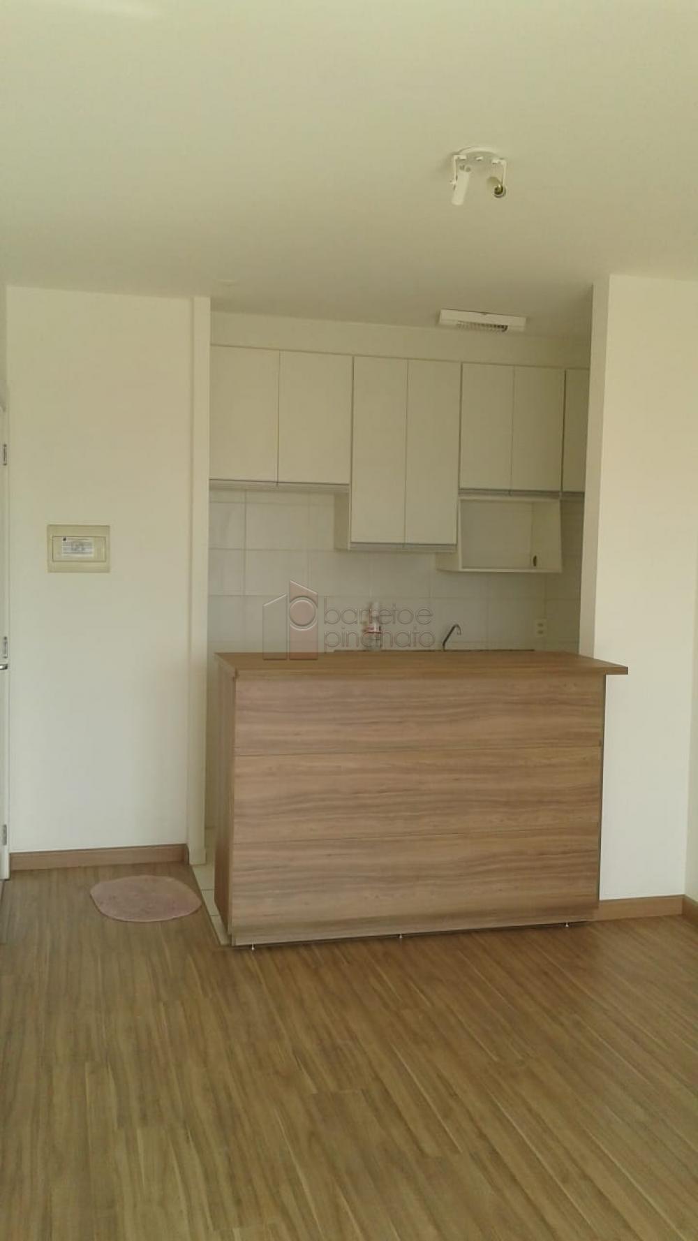 Alugar Apartamento / Padrão em Jundiaí R$ 2.500,00 - Foto 1