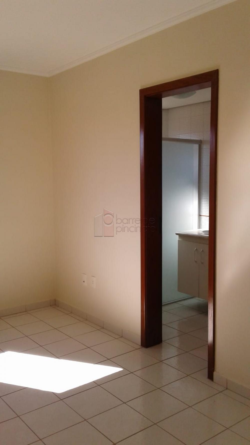 Alugar Apartamento / Padrão em Jundiaí R$ 2.000,00 - Foto 7