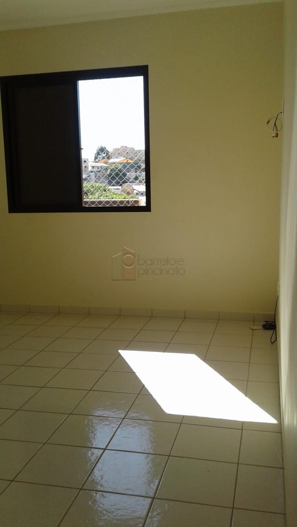 Alugar Apartamento / Padrão em Jundiaí R$ 2.000,00 - Foto 8