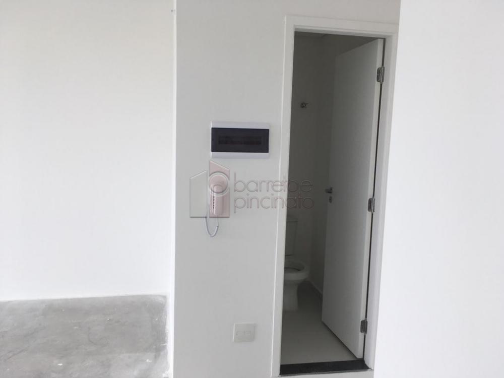 Alugar Comercial / Sala em Condomínio em Jundiaí R$ 2.250,00 - Foto 3