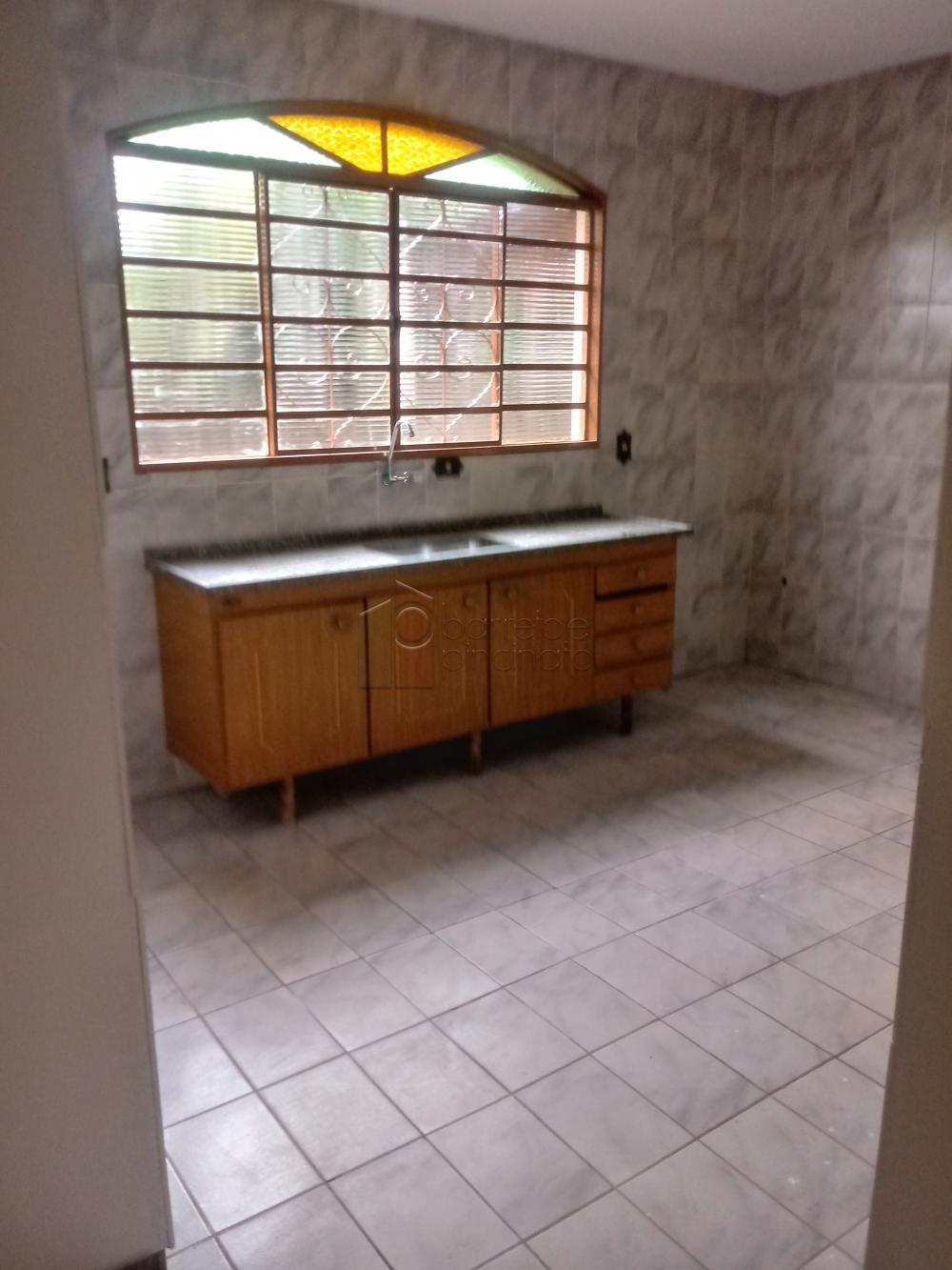 Alugar Casa / Padrão em Jundiaí R$ 2.200,00 - Foto 2