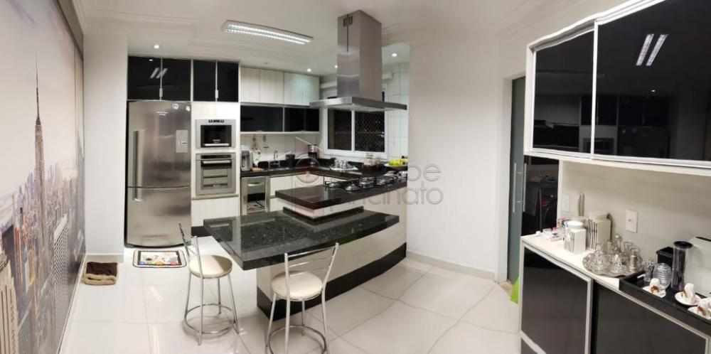 Comprar Apartamento / Padrão em Jundiaí R$ 1.350.000,00 - Foto 4