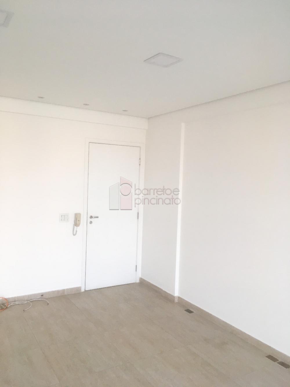 Alugar Comercial / Sala em Condomínio em Jundiaí R$ 1.500,00 - Foto 5