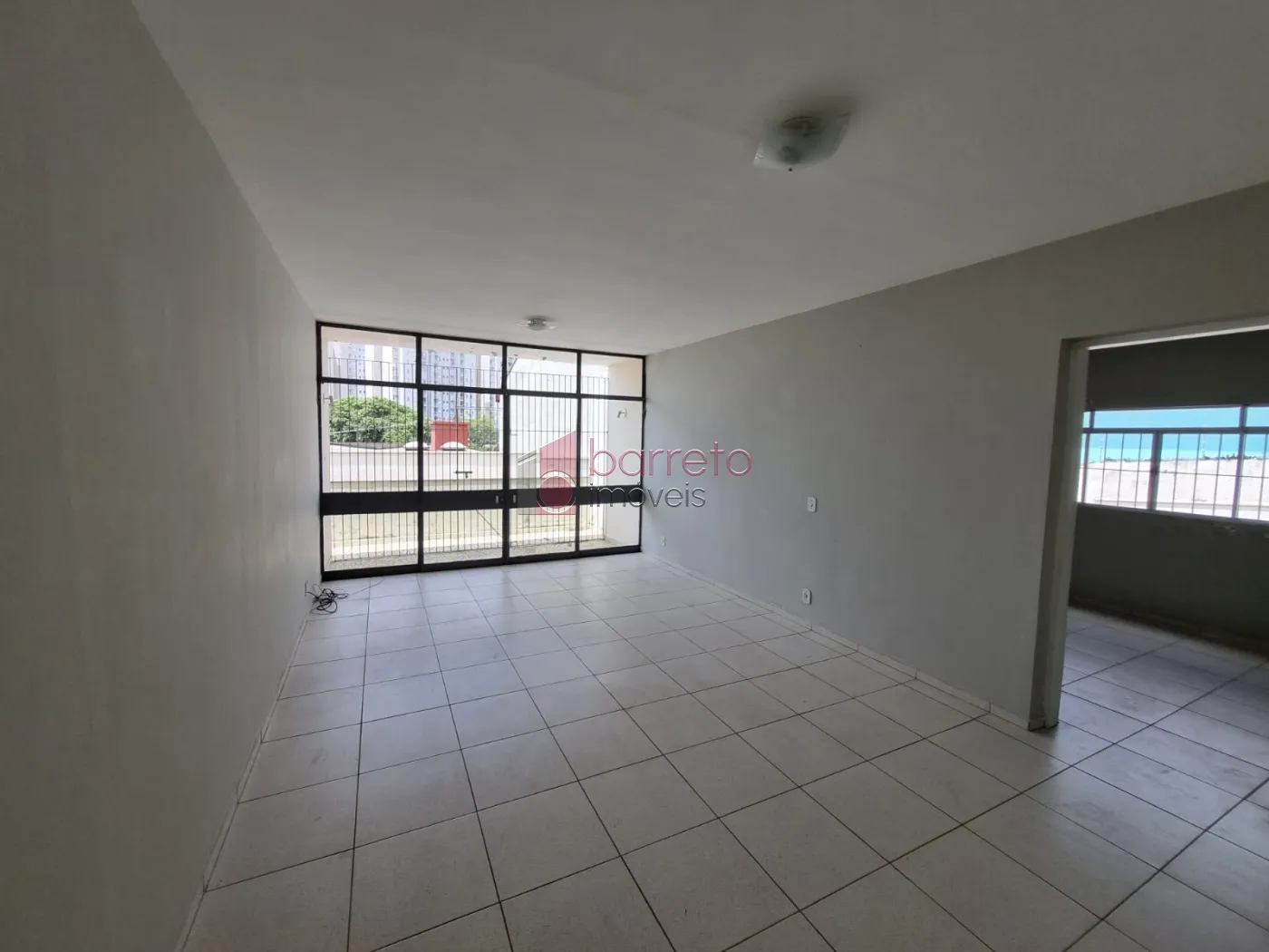 Comprar Casa / Padrão em Jundiaí R$ 1.200.000,00 - Foto 4