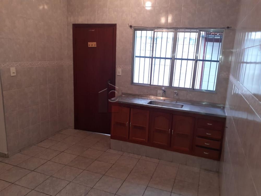 Alugar Casa / Padrão em Jundiaí R$ 2.500,00 - Foto 3