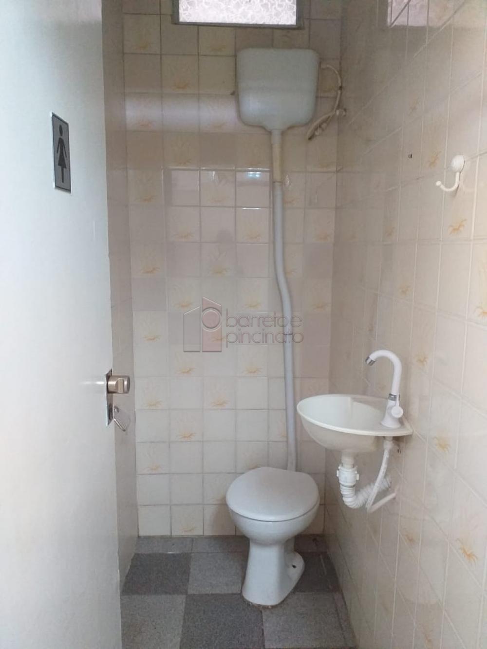 Alugar Comercial / Salão (sem cond.) em Várzea Paulista R$ 1.800,00 - Foto 8