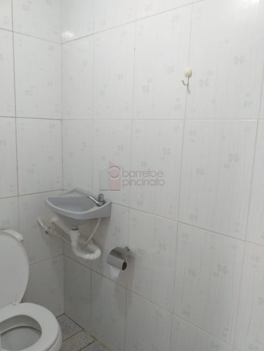 Alugar Comercial / Salão (sem cond.) em Várzea Paulista R$ 1.800,00 - Foto 6