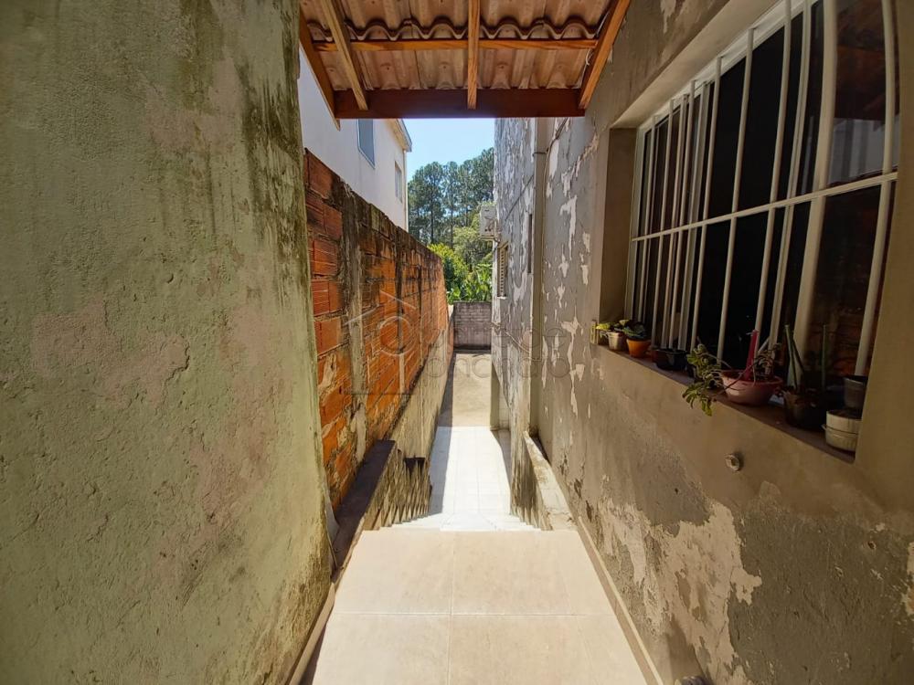 Alugar Casa / Sobrado em Jundiaí R$ 850,00 - Foto 14