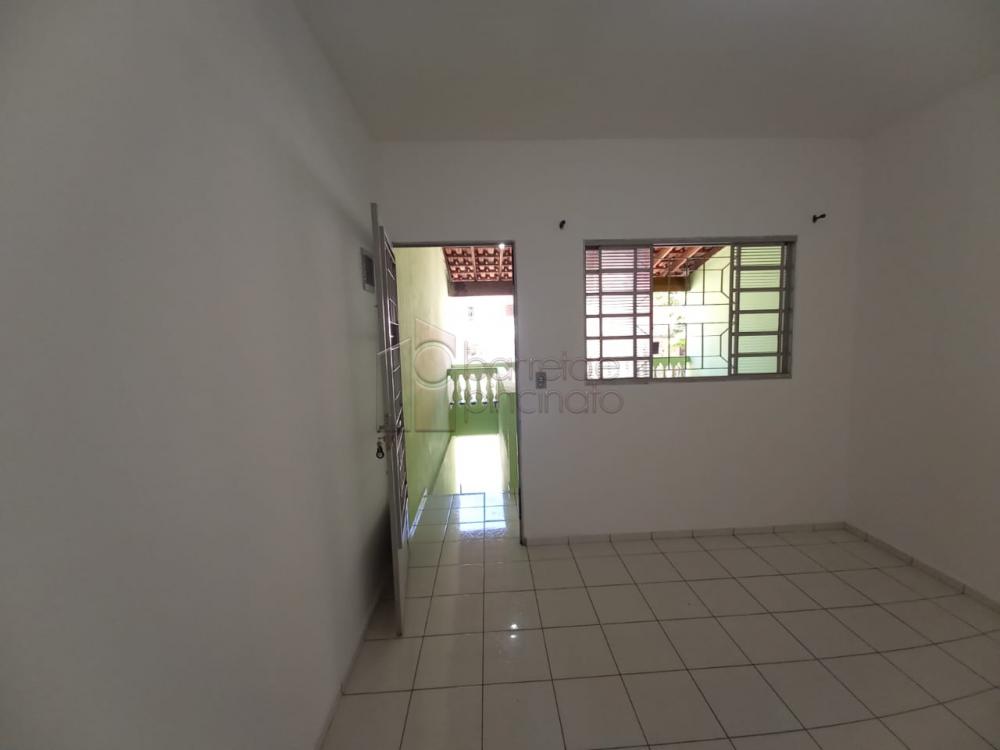 Alugar Casa / Sobrado em Jundiaí R$ 850,00 - Foto 22