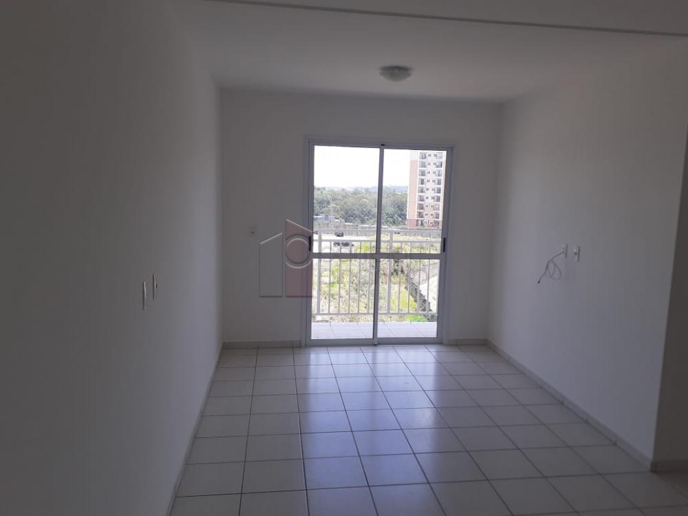 Alugar Apartamento / Padrão em Jundiaí R$ 2.000,00 - Foto 1