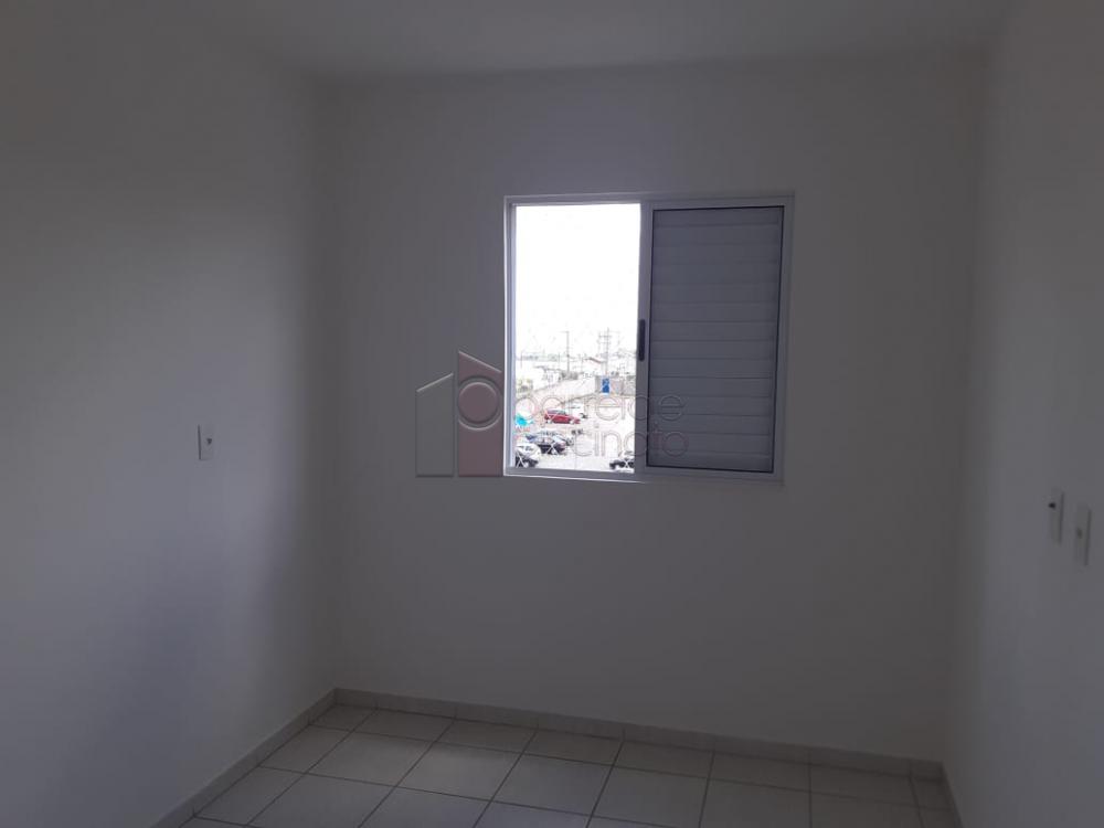 Alugar Apartamento / Padrão em Jundiaí R$ 2.000,00 - Foto 8