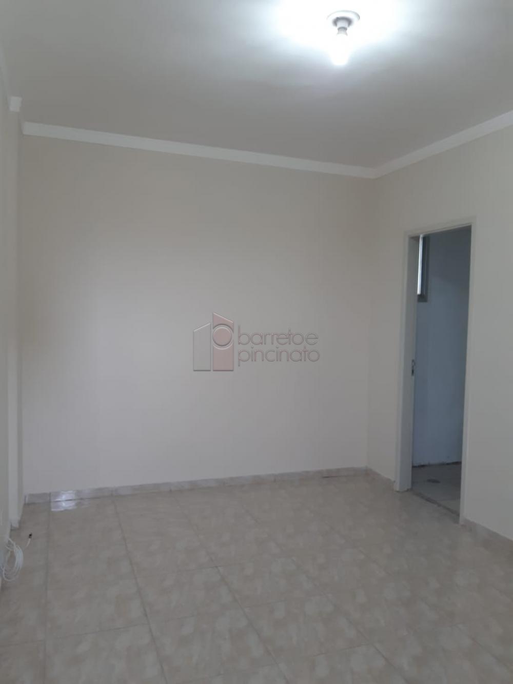 Alugar Apartamento / Padrão em Jundiaí R$ 1.120,00 - Foto 2