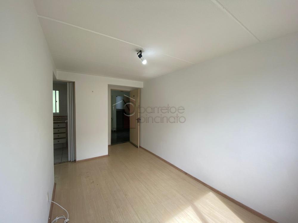 Alugar Apartamento / Padrão em Jundiaí R$ 1.250,00 - Foto 2