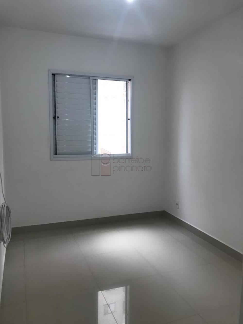 Alugar Apartamento / Padrão em Jundiaí R$ 2.700,00 - Foto 2