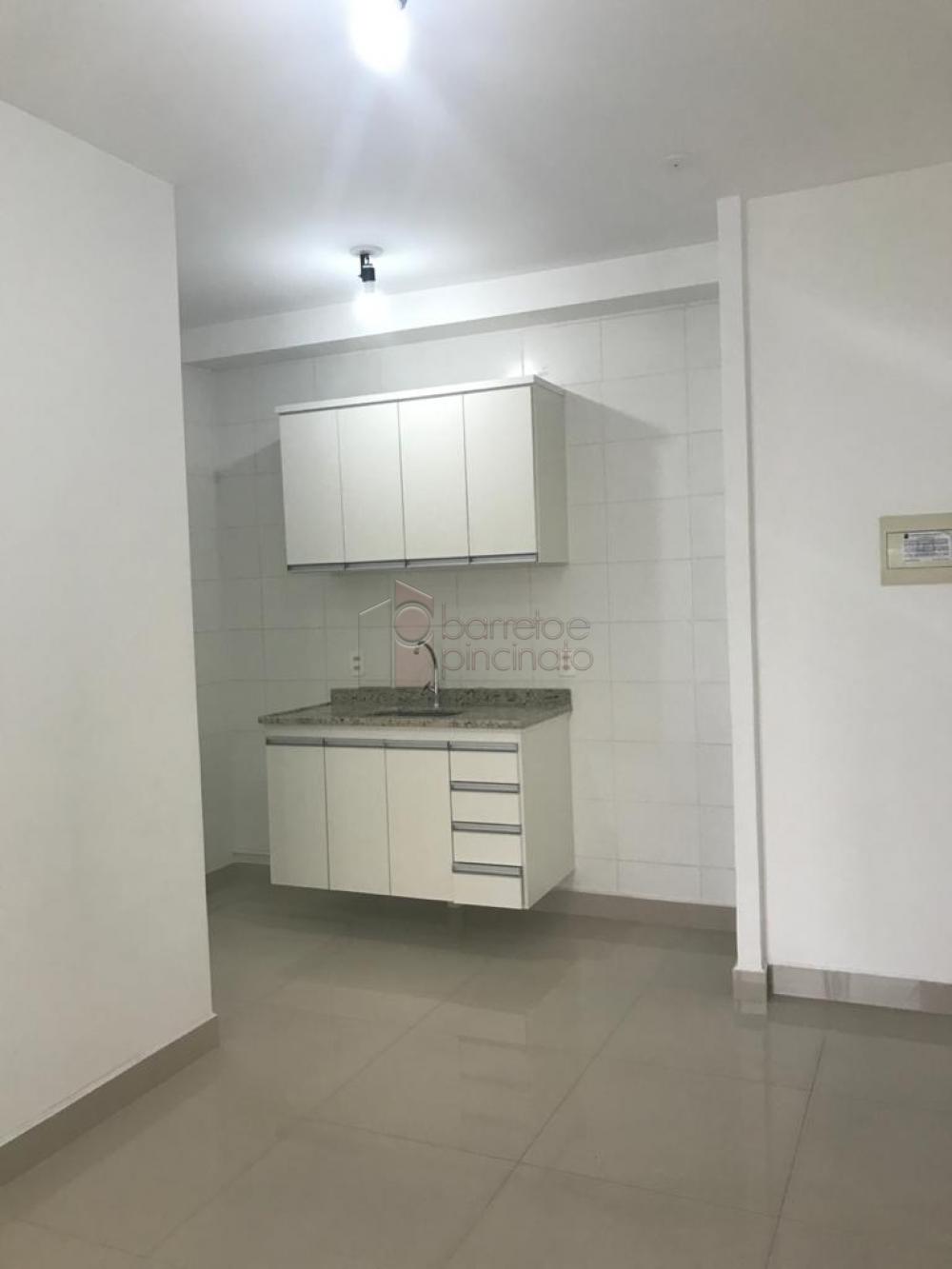 Alugar Apartamento / Padrão em Jundiaí R$ 2.700,00 - Foto 1