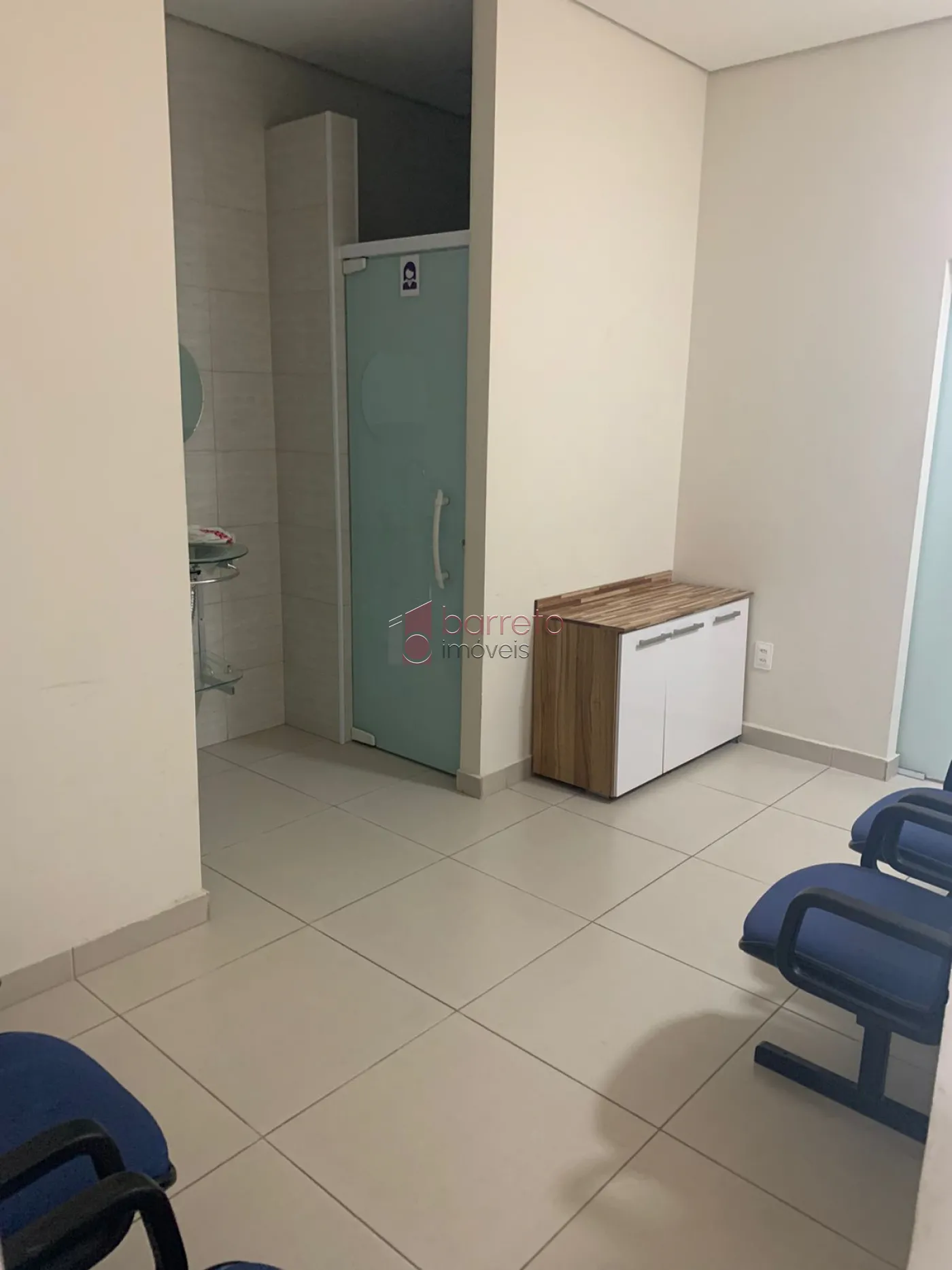 Alugar Comercial / Sala Comercial (sem cond.) em Jundiaí R$ 1.300,00 - Foto 2