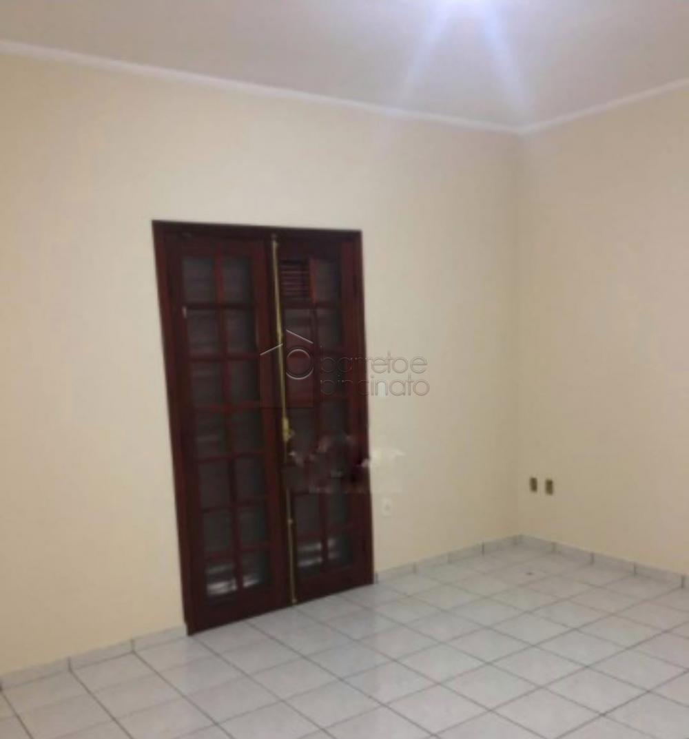 Alugar Casa / Sobrado em Jundiaí R$ 2.900,00 - Foto 6