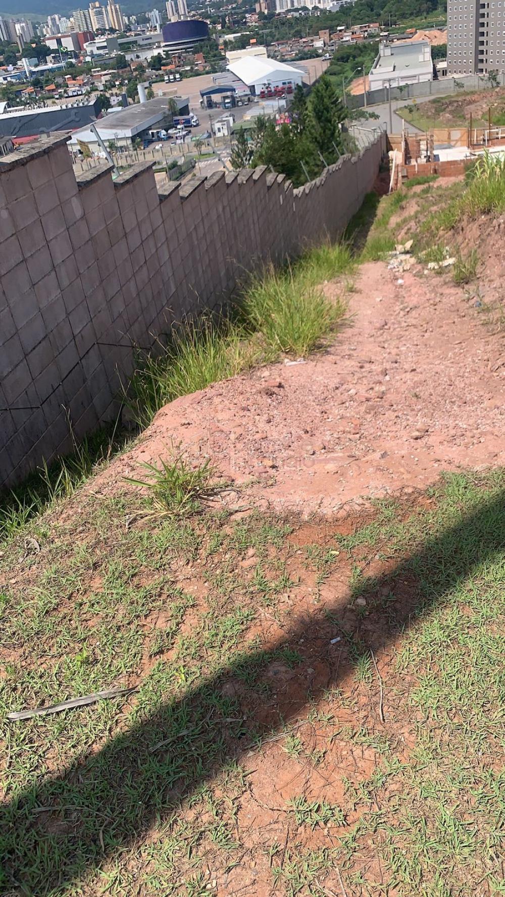 Comprar Terreno / Condomínio em Jundiaí R$ 700.000,00 - Foto 1