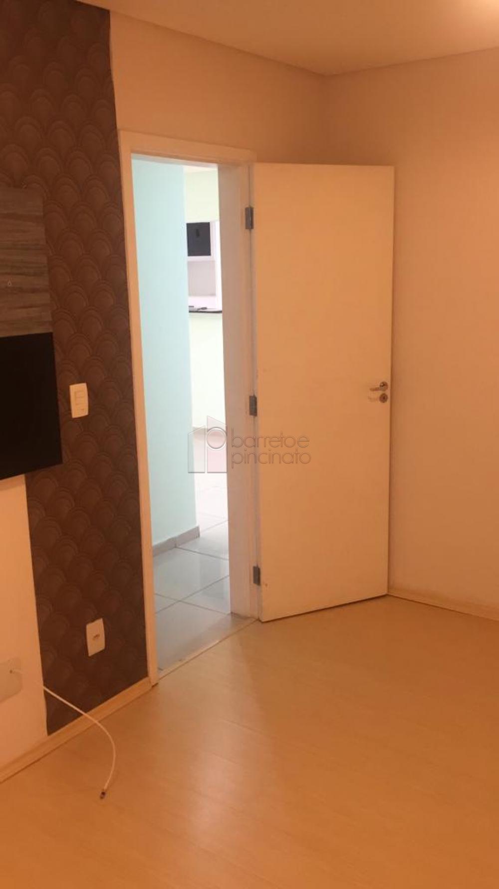 Alugar Apartamento / Padrão em Jundiaí R$ 2.100,00 - Foto 8