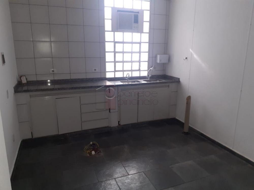 Alugar Comercial / Casa em Jundiaí R$ 1.800,00 - Foto 2