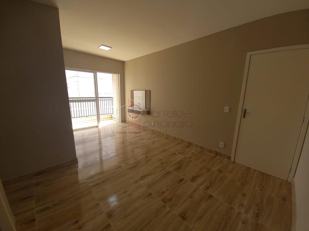 Alugar Apartamento / Padrão em Jundiaí R$ 1.690,00 - Foto 2