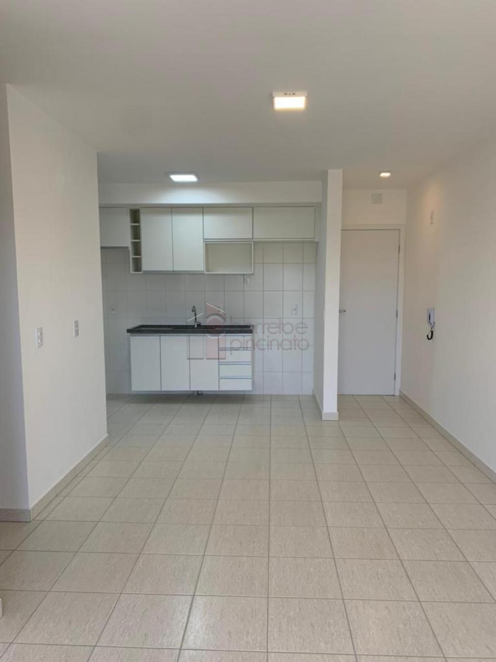 Alugar Apartamento / Padrão em Jundiaí R$ 2.100,00 - Foto 1