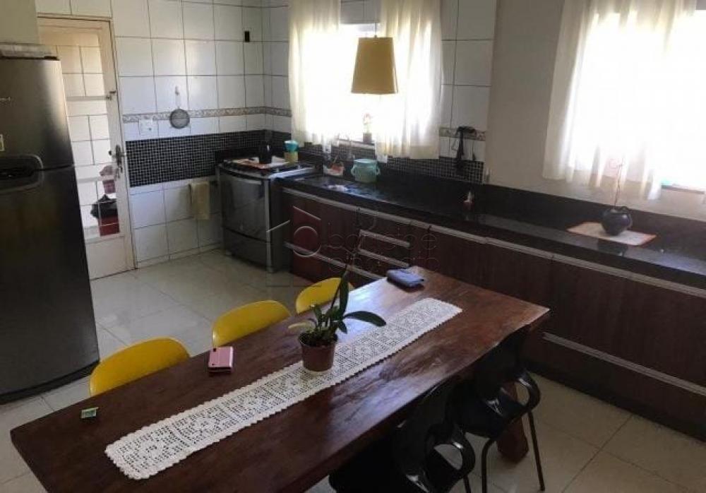 Alugar Casa / Sobrado em Jundiaí R$ 3.600,00 - Foto 3