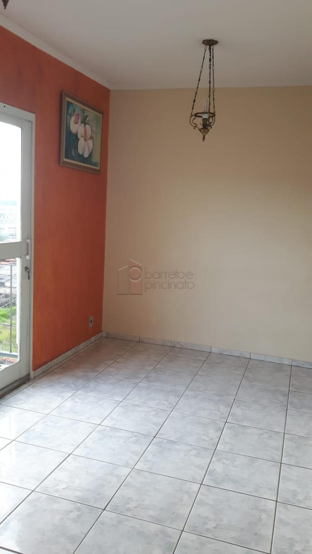 Comprar Apartamento / Padrão em Jundiaí R$ 300.000,00 - Foto 1