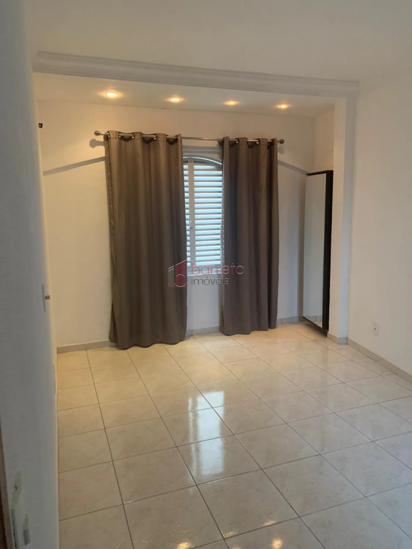 Alugar Casa / Sobrado em Jundiaí R$ 4.400,00 - Foto 9