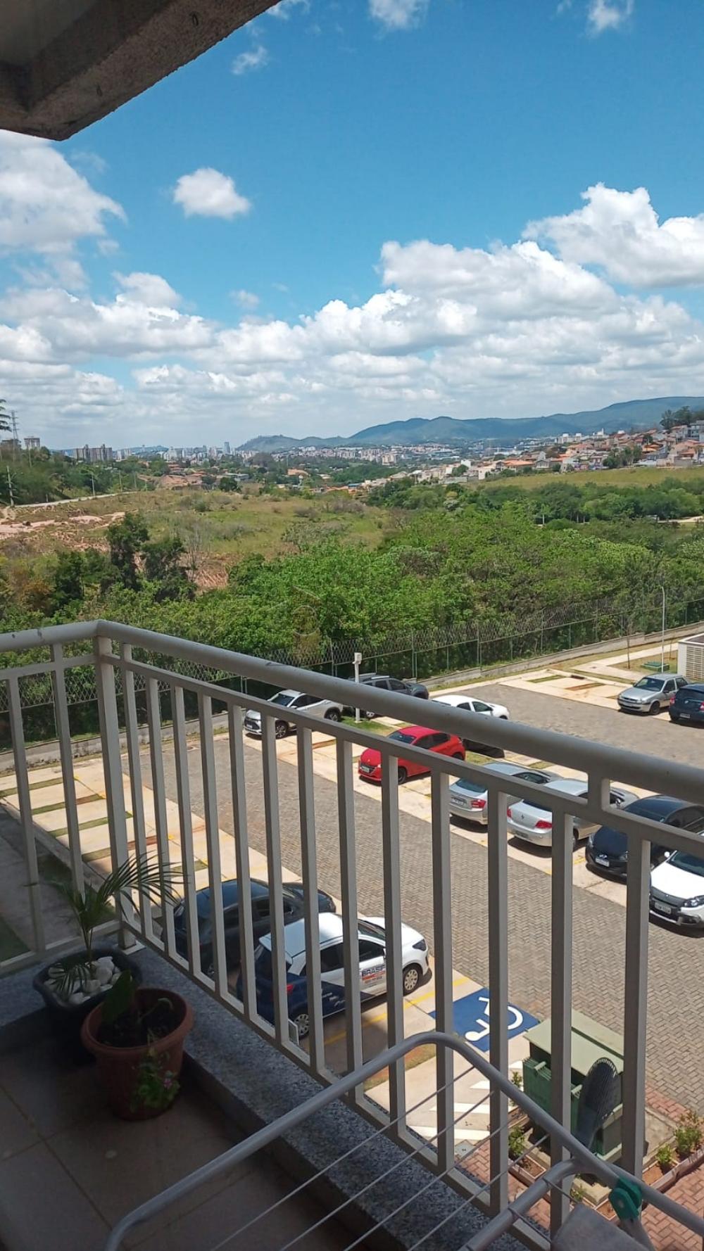 Comprar Apartamento / Padrão em Jundiaí R$ 420.000,00 - Foto 5