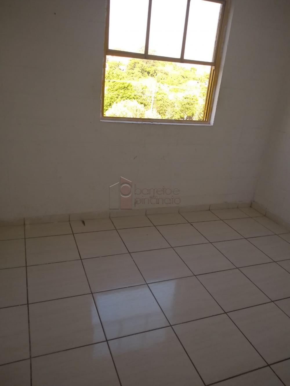 Comprar Apartamento / Padrão em Jundiaí R$ 190.000,00 - Foto 2