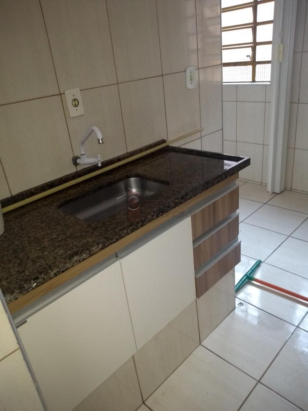 Comprar Apartamento / Padrão em Jundiaí R$ 190.000,00 - Foto 5