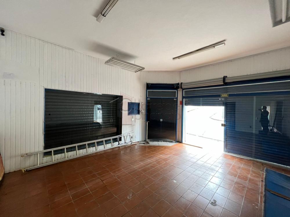 Alugar Comercial / Casa em Jundiaí R$ 3.600,00 - Foto 1