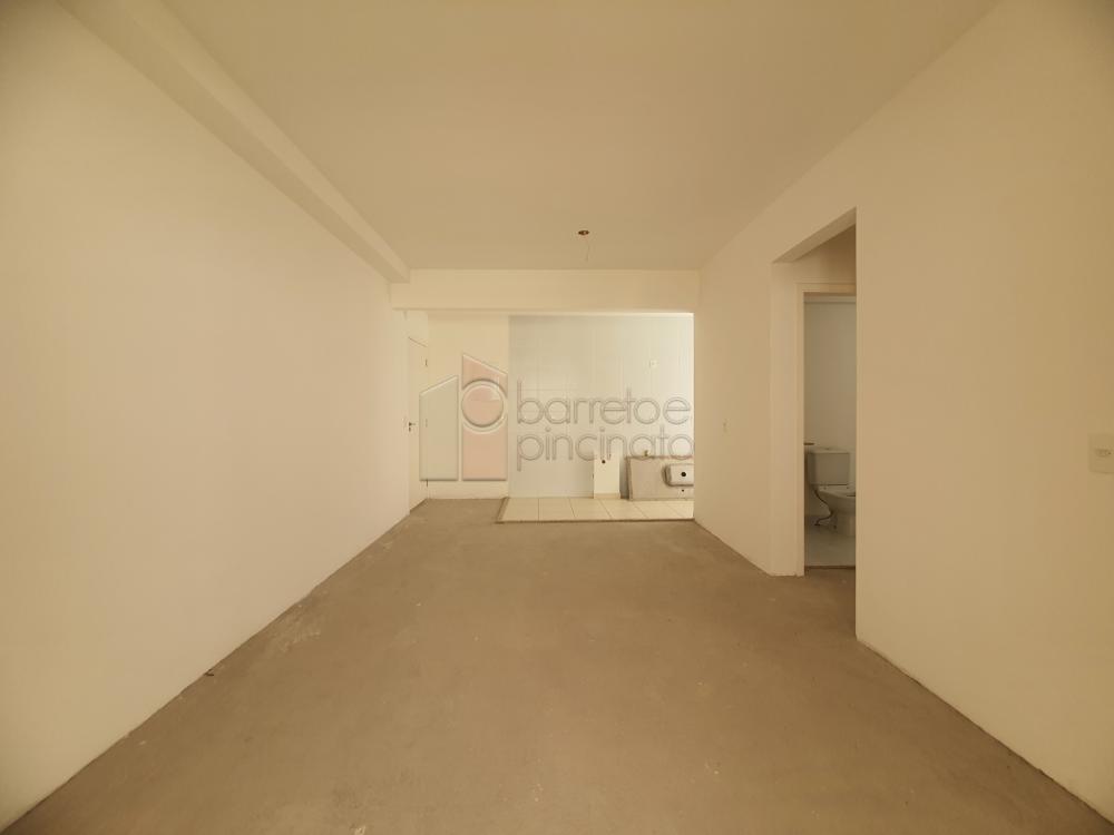 Alugar Apartamento / Térreo em Jundiaí R$ 2.200,00 - Foto 2