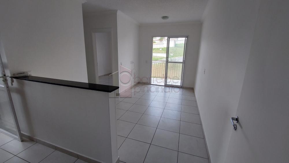 Alugar Apartamento / Padrão em Jundiaí R$ 1.900,00 - Foto 2