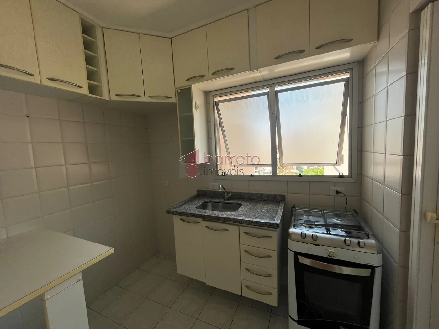 Alugar Apartamento / Padrão em Jundiaí R$ 1.700,00 - Foto 1