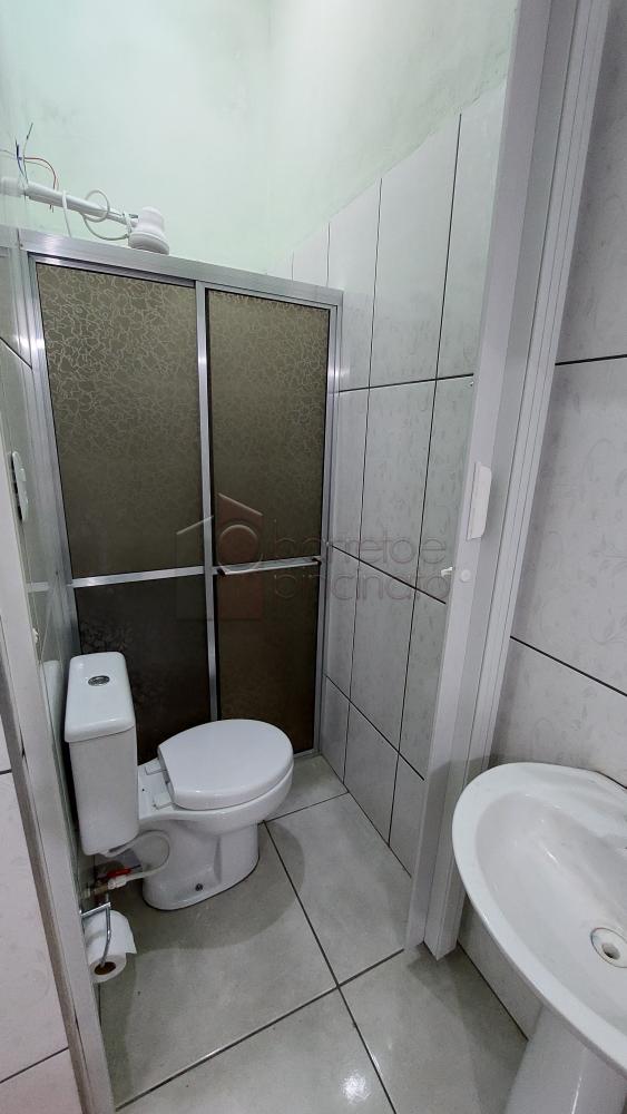 Alugar Comercial / Salão (sem cond.) em Várzea Paulista R$ 1.300,00 - Foto 3