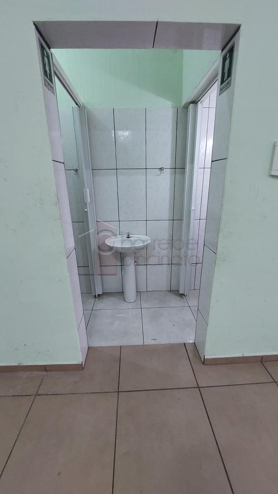 Alugar Comercial / Salão (sem cond.) em Várzea Paulista R$ 1.300,00 - Foto 5