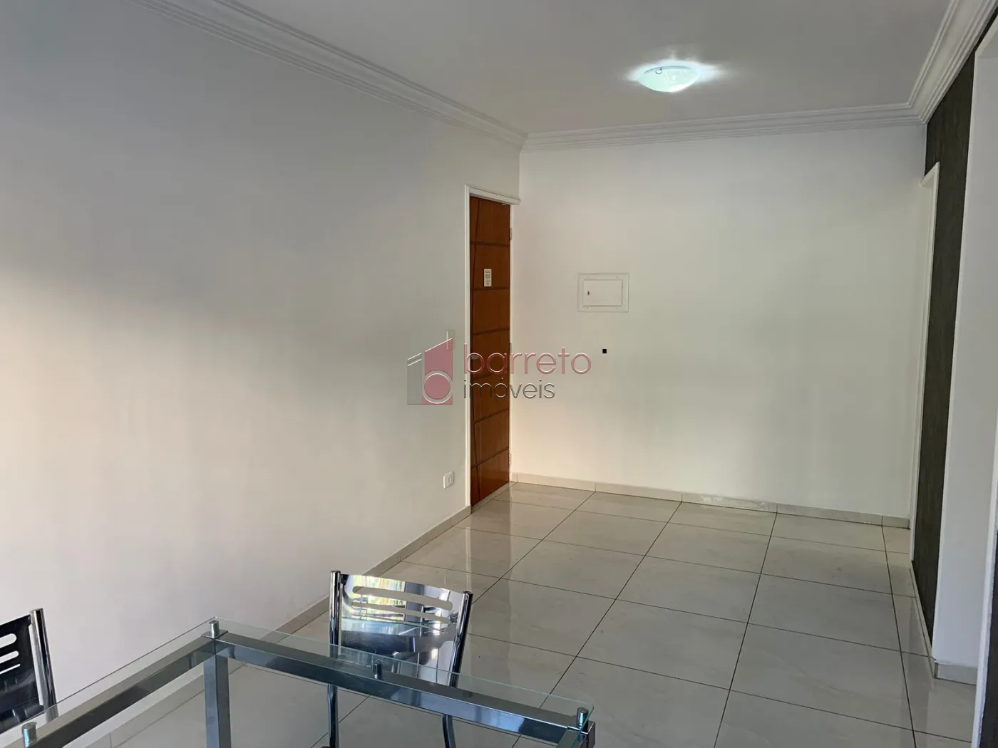 Alugar Apartamento / Padrão em Jundiaí R$ 1.350,00 - Foto 2