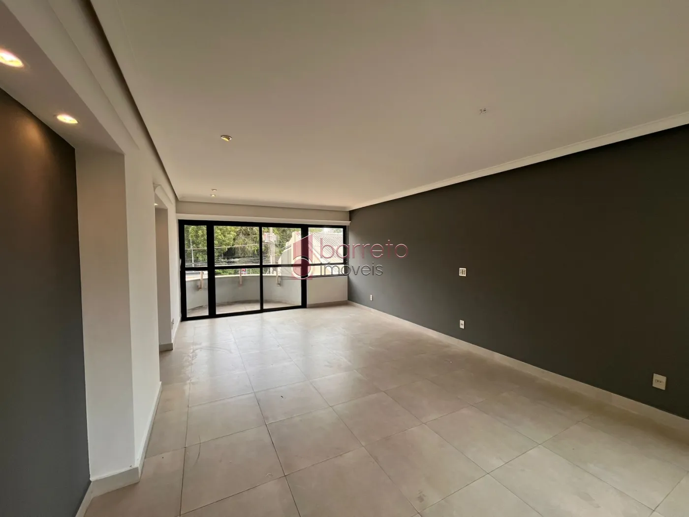 Alugar Apartamento / Padrão em Jundiaí R$ 2.900,00 - Foto 1