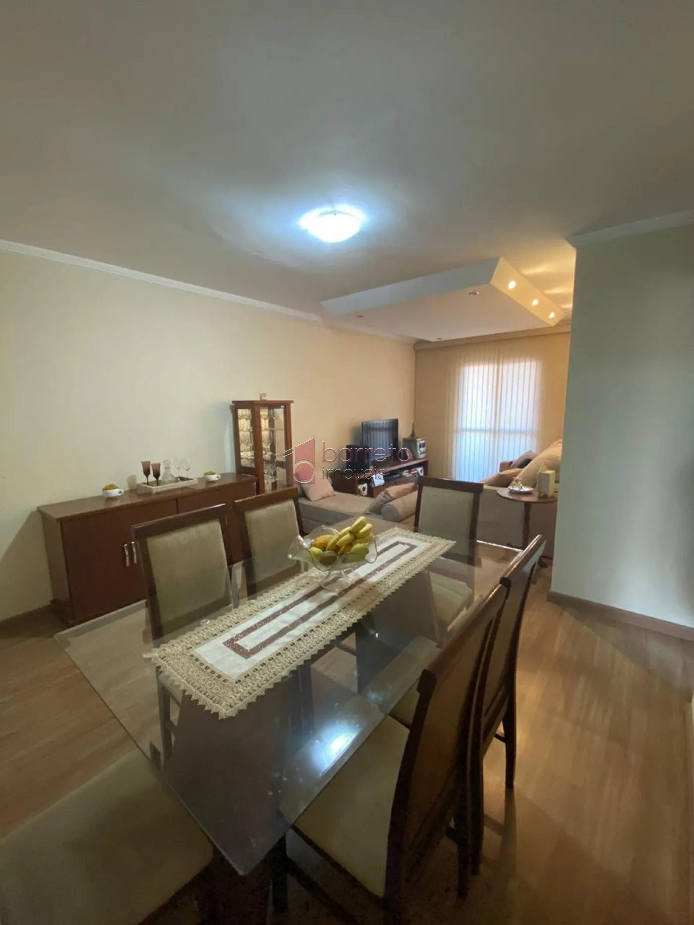 Alugar Apartamento / Padrão em Jundiaí R$ 1.900,00 - Foto 1