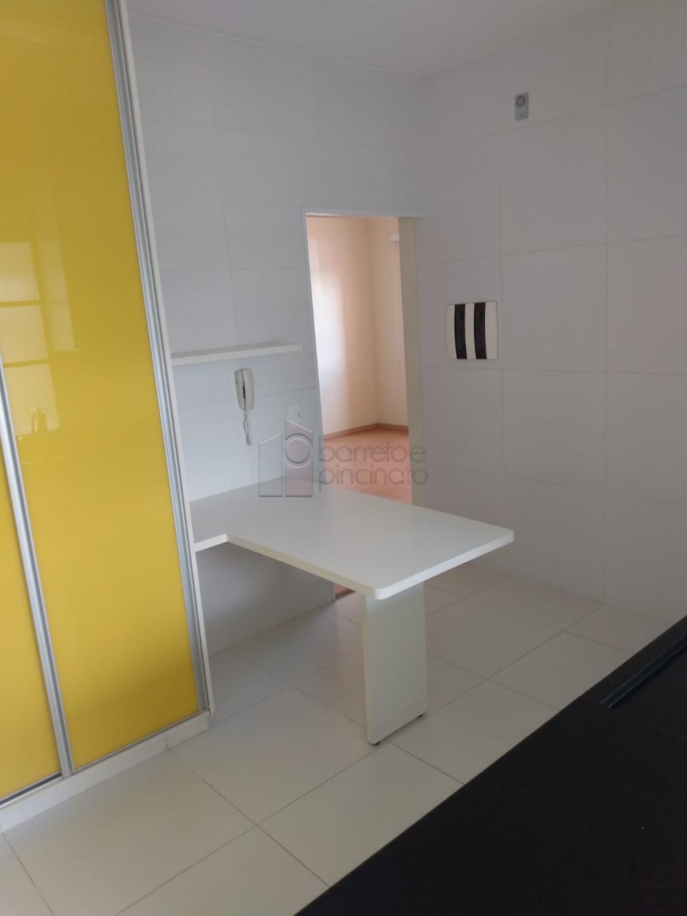 Alugar Apartamento / Padrão em Jundiaí R$ 2.200,00 - Foto 5