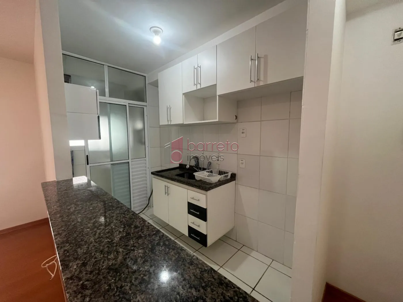 Alugar Apartamento / Padrão em Jundiaí R$ 2.500,00 - Foto 1