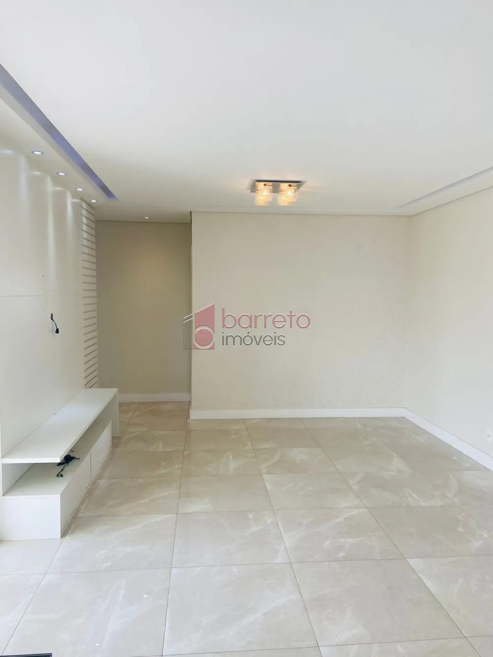 Alugar Apartamento / Padrão em Jundiaí R$ 3.800,00 - Foto 2