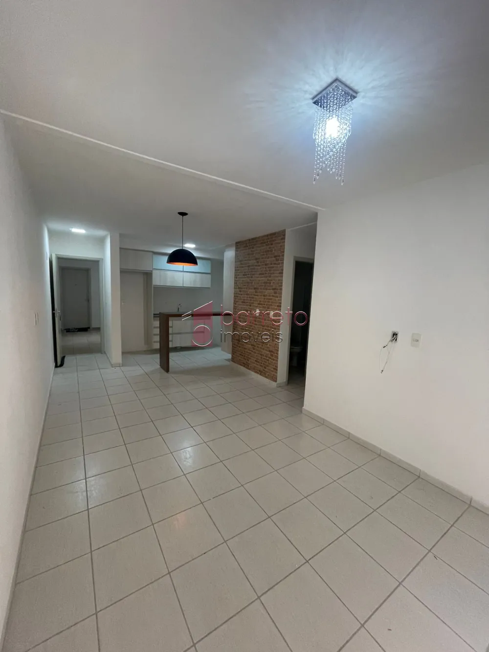 Alugar Apartamento / Padrão em Jundiaí R$ 1.850,00 - Foto 1